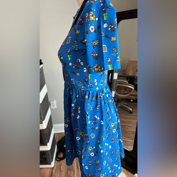 Super Mario Cakeworthy Button Down Short Sleeved Dress Size Small - Picture 3 of 6